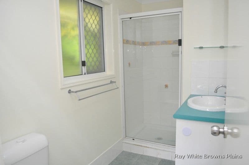 6 Cornwall Close, HERITAGE PARK QLD 4118, Heritage Park - Thumbnail 5
