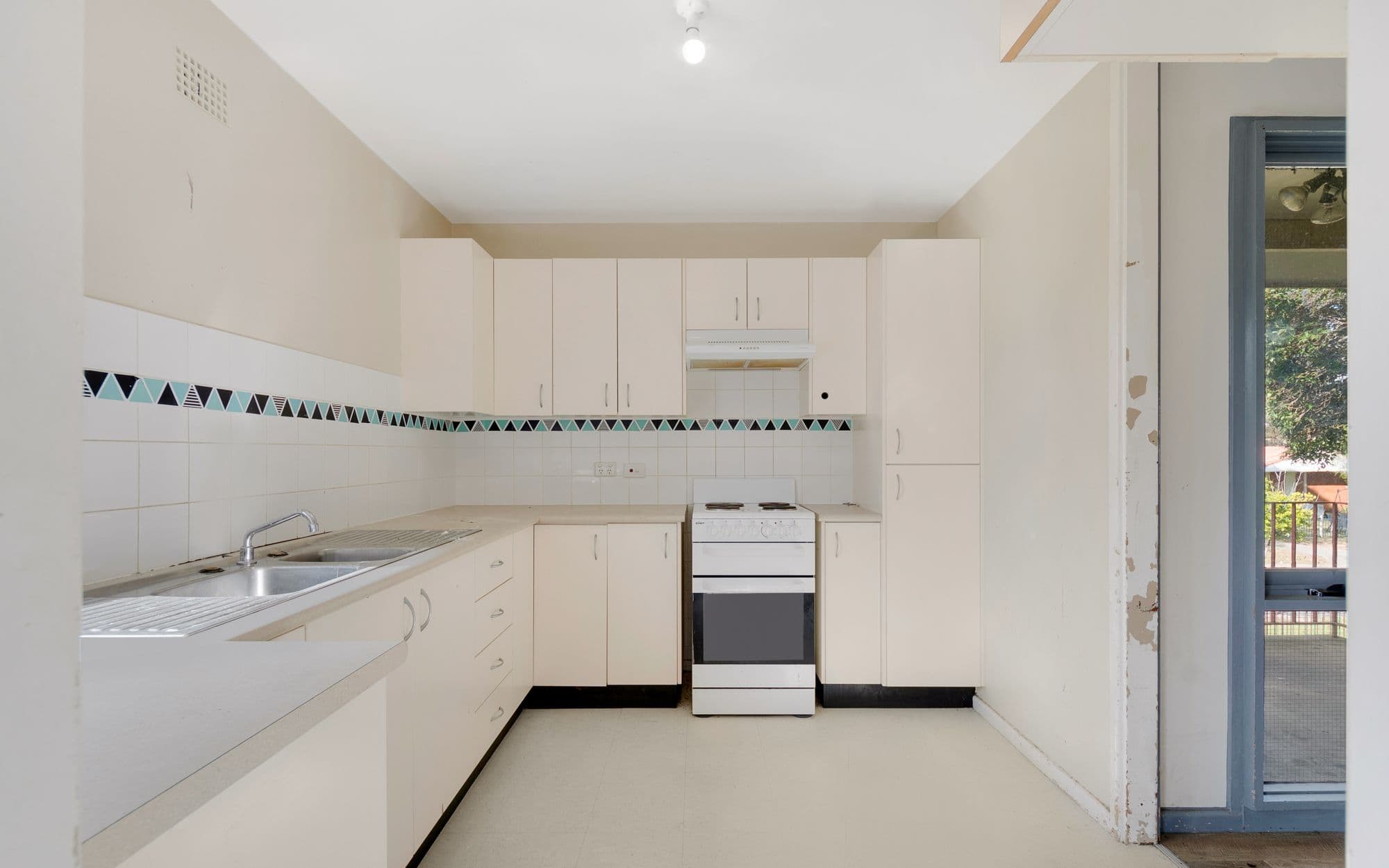 7 Rowley Place, Airds NSW 2560, Airds - Thumbnail 4