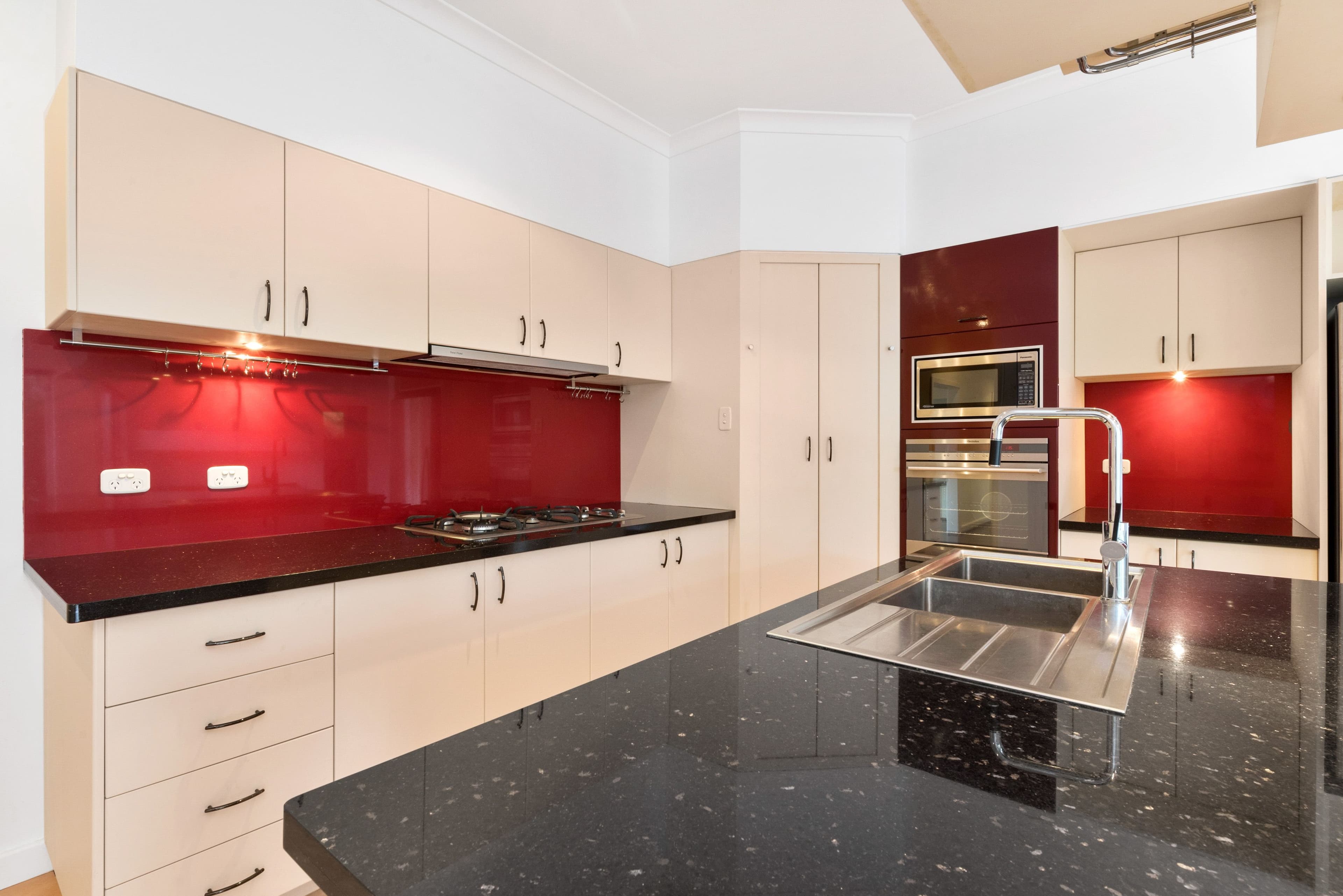 8A Chiswick Street, Wembley Downs WA 6019, Wembley Downs - Thumbnail 3