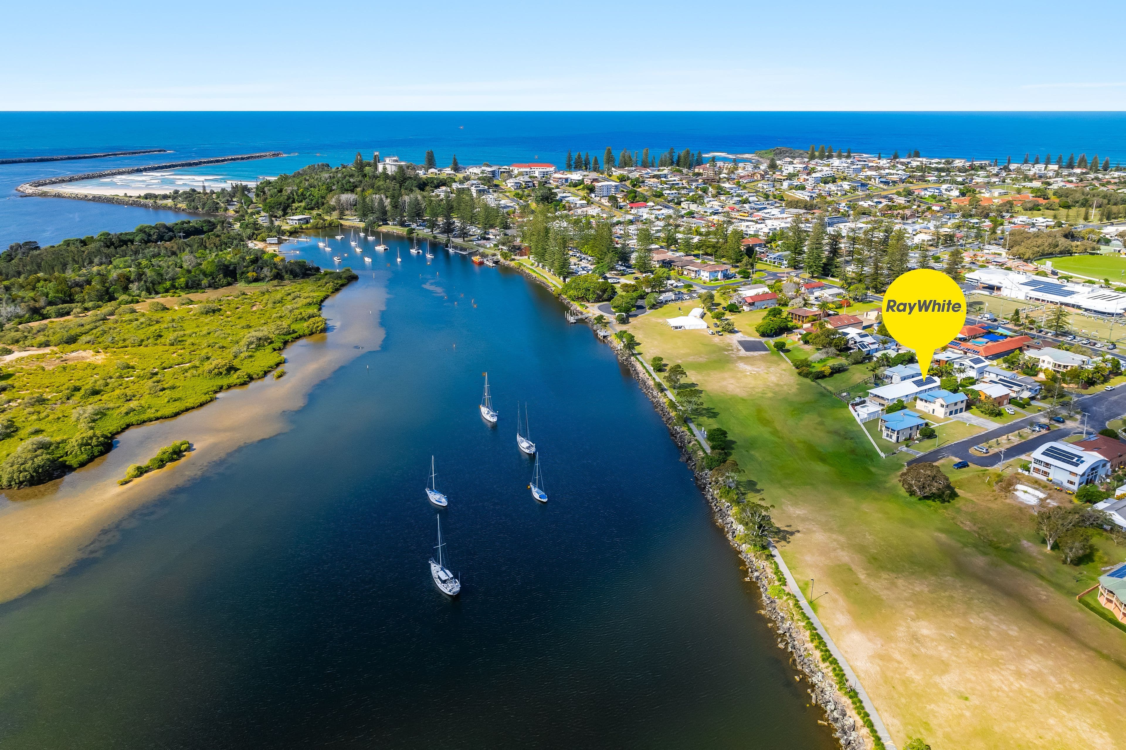 4 Bent Street, Yamba NSW 2464, Yamba - Thumbnail 2