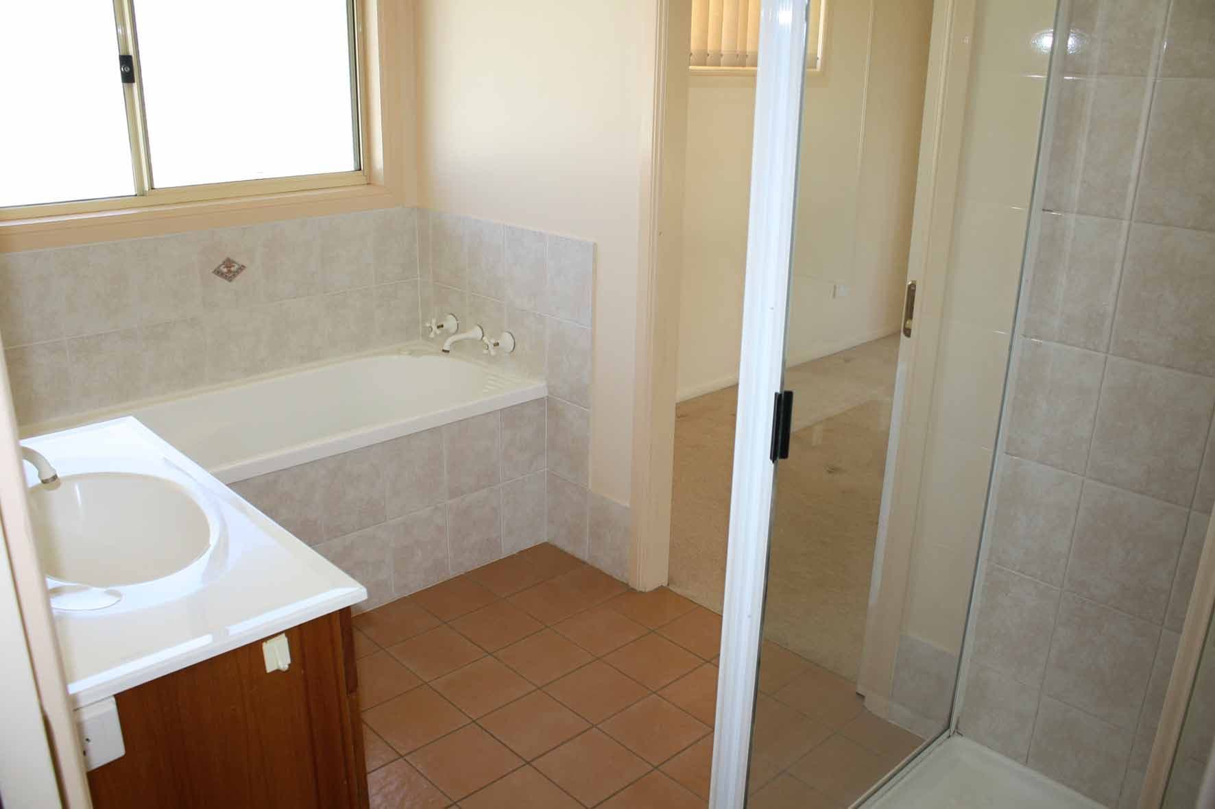 5 Gaffney Bealach, Glen Innes - Thumbnail 3