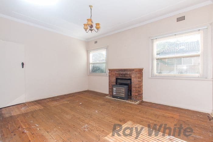 51 Fairfield Avenue, New Lambton - Thumbnail 3
