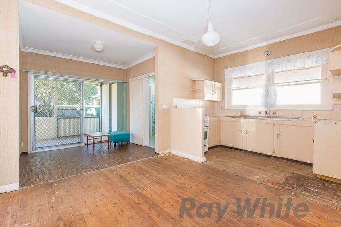 51 Fairfield Avenue, New Lambton - Thumbnail 4