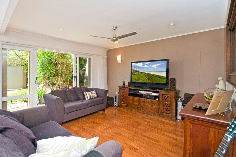 53A Mitchell Avenue, CURRUMBIN QLD 4223, Currumbin - Thumbnail 2