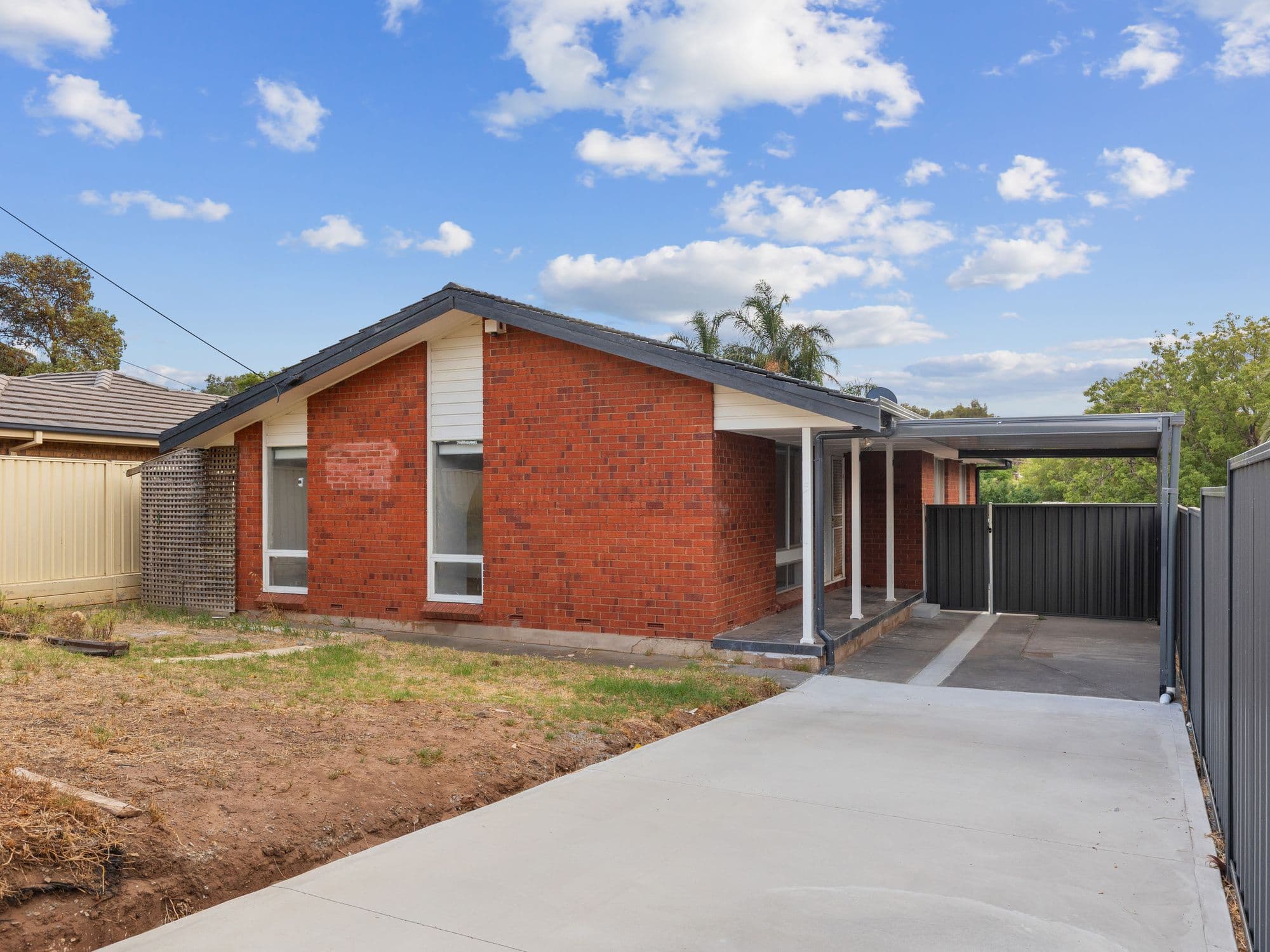 13 Shiraz Avenue, Hackham SA 5163, Hackham - Image 1