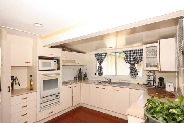 36 Simpson Drive, BILAMBIL NSW 2486, Bilambil Heights - Thumbnail 2