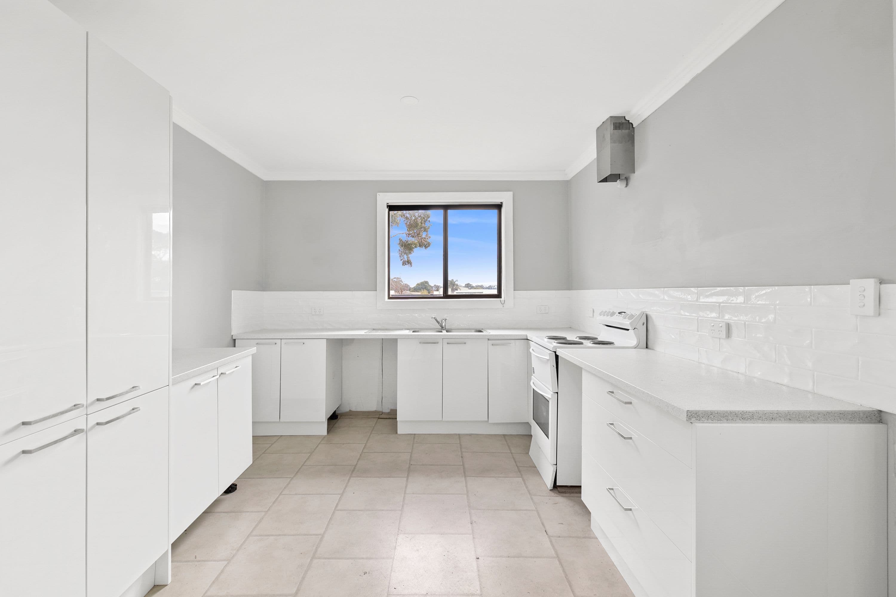 4 Austin Street, Stawell VIC 3380, Stawell - Thumbnail 2