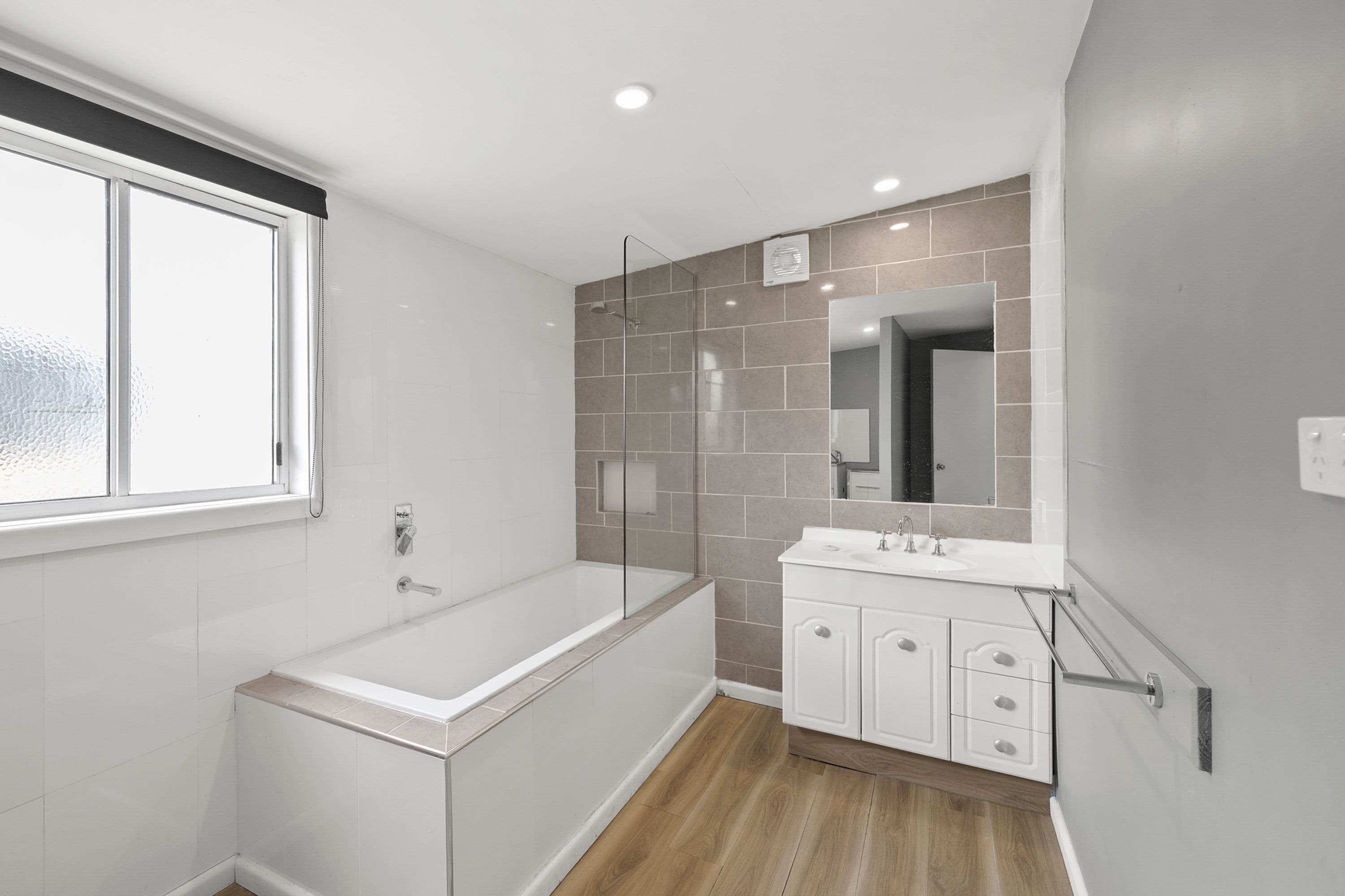 4 Austin Street, Stawell VIC 3380, Stawell - Thumbnail 3