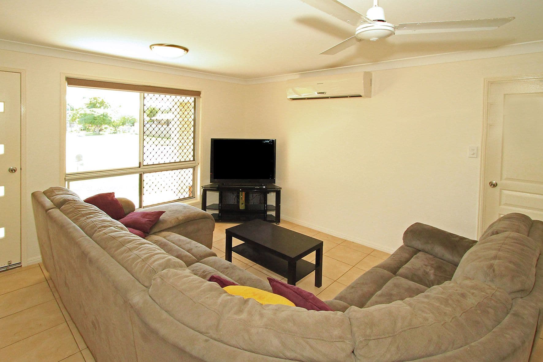 45 Robinson Street, TARANGANBA QLD 4703, Taranganba - Thumbnail 7