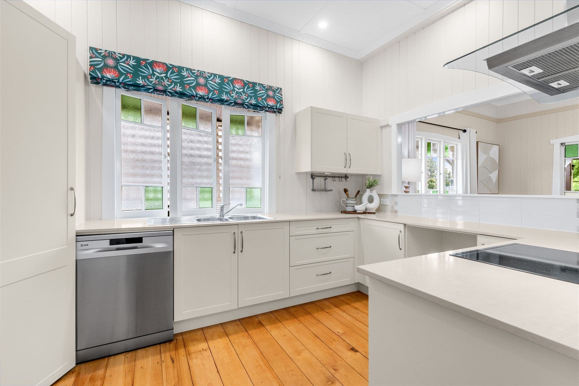 65 Lanham Avenue, Grange QLD 4051, Grange - Thumbnail 5