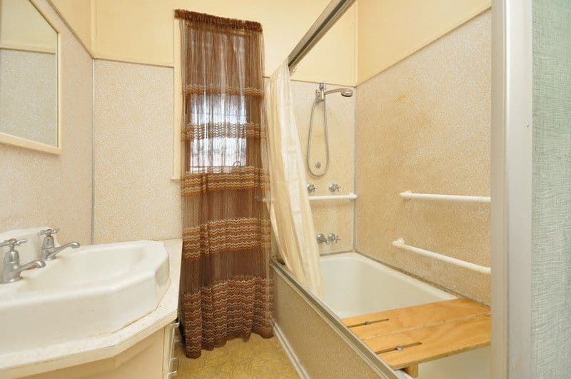 63 Sackville Street, GREENSLOPES QLD 4120, Greenslopes - Thumbnail 5