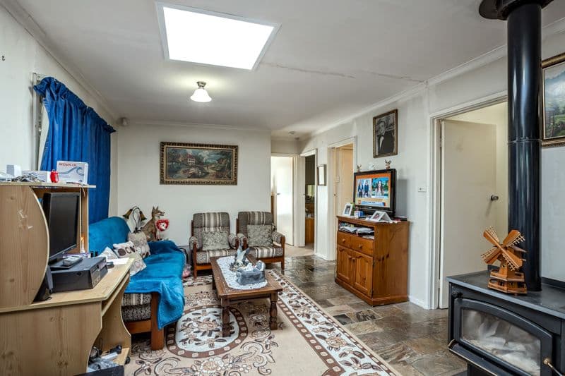 29 Raleighs Road, Melton VIC 3337, Melton - Thumbnail 3