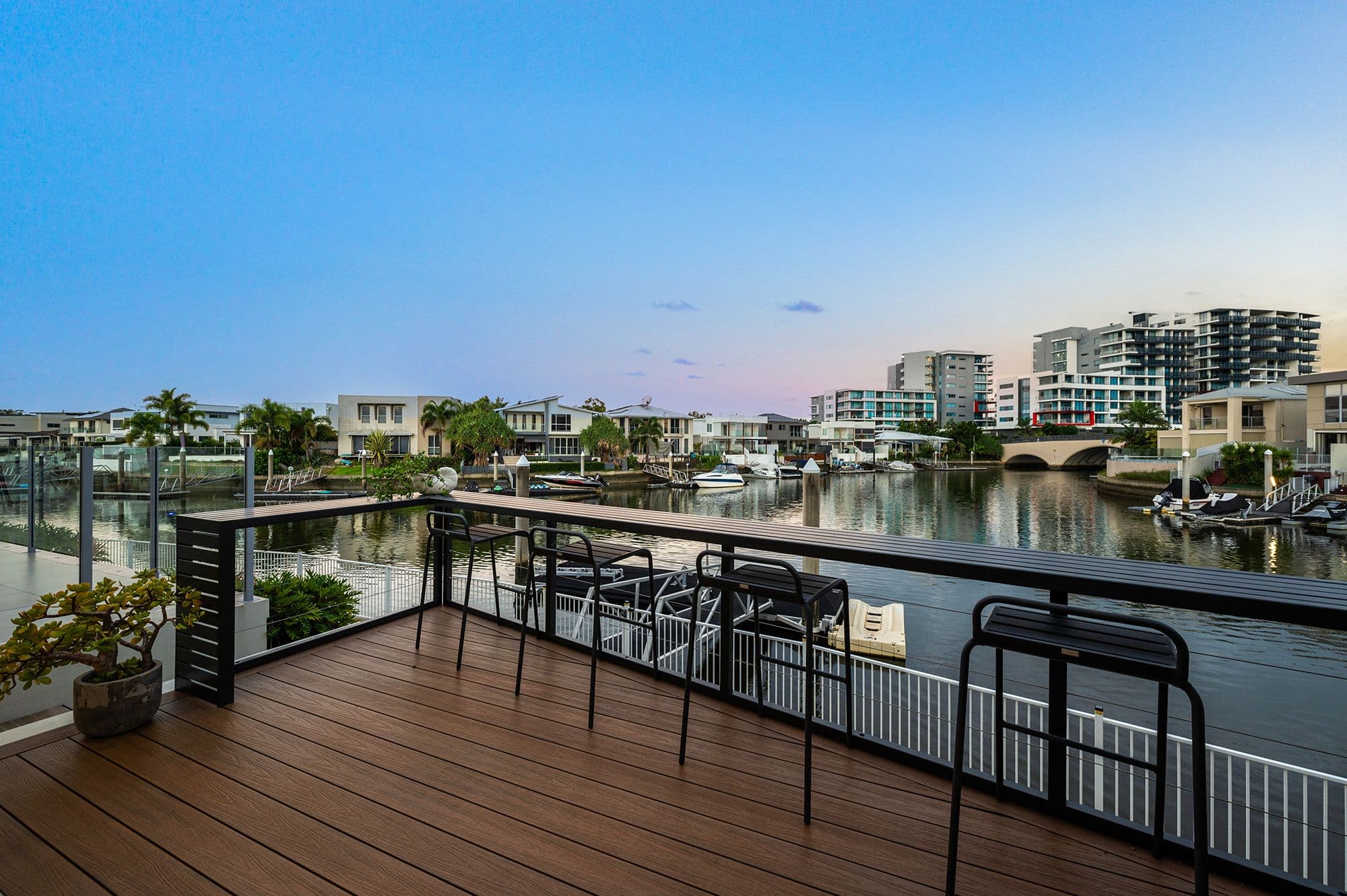 13 Middle Quay Drive, Biggera Waters QLD 4216, Biggera Waters - Thumbnail 5