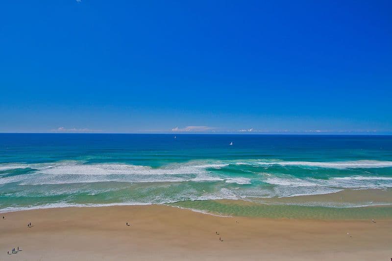 17E 'Surfers Aquarius', 4 Old Burleigh Road, SURFERS PARADISE QLD 4217, Surfers Paradise - Thumbnail 2