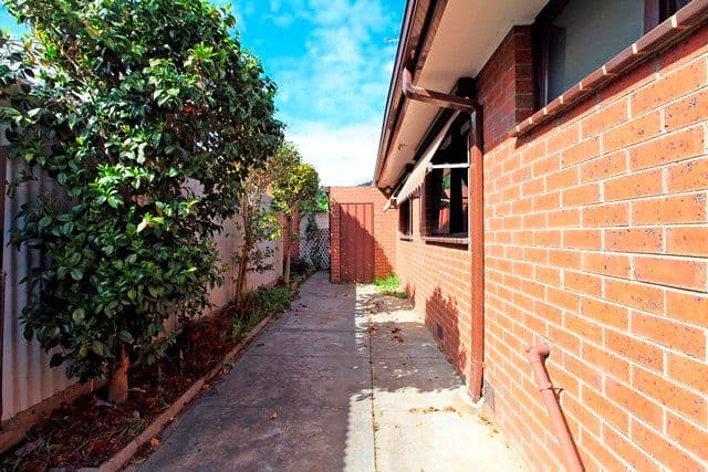 156 North Road, RESERVOIR VIC 3073, Reservoir - Thumbnail 7