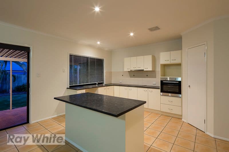 17 Kimbolton Drive, REDLAND BAY QLD 4165, Redland Bay - Thumbnail 3