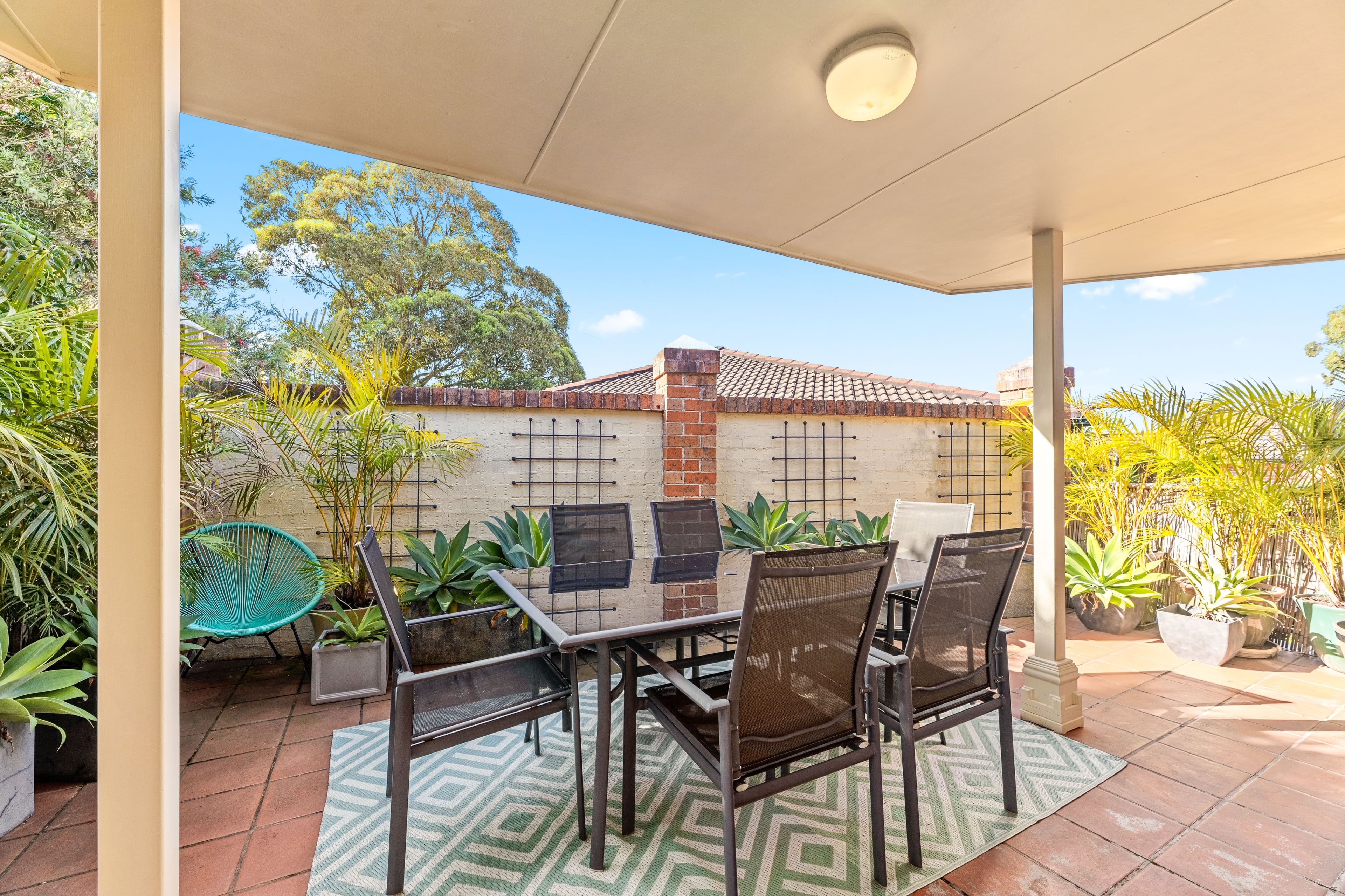 82-86 TORONTO Parade, Sutherland NSW 2232, Sutherland - Thumbnail 2