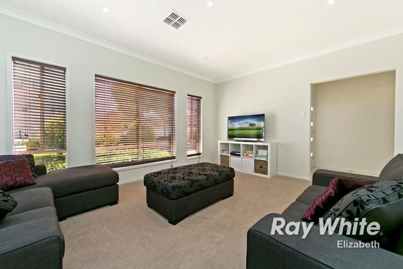 66 Wallace Drive, CRAIGMORE SA 5114, Craigmore - Thumbnail 5