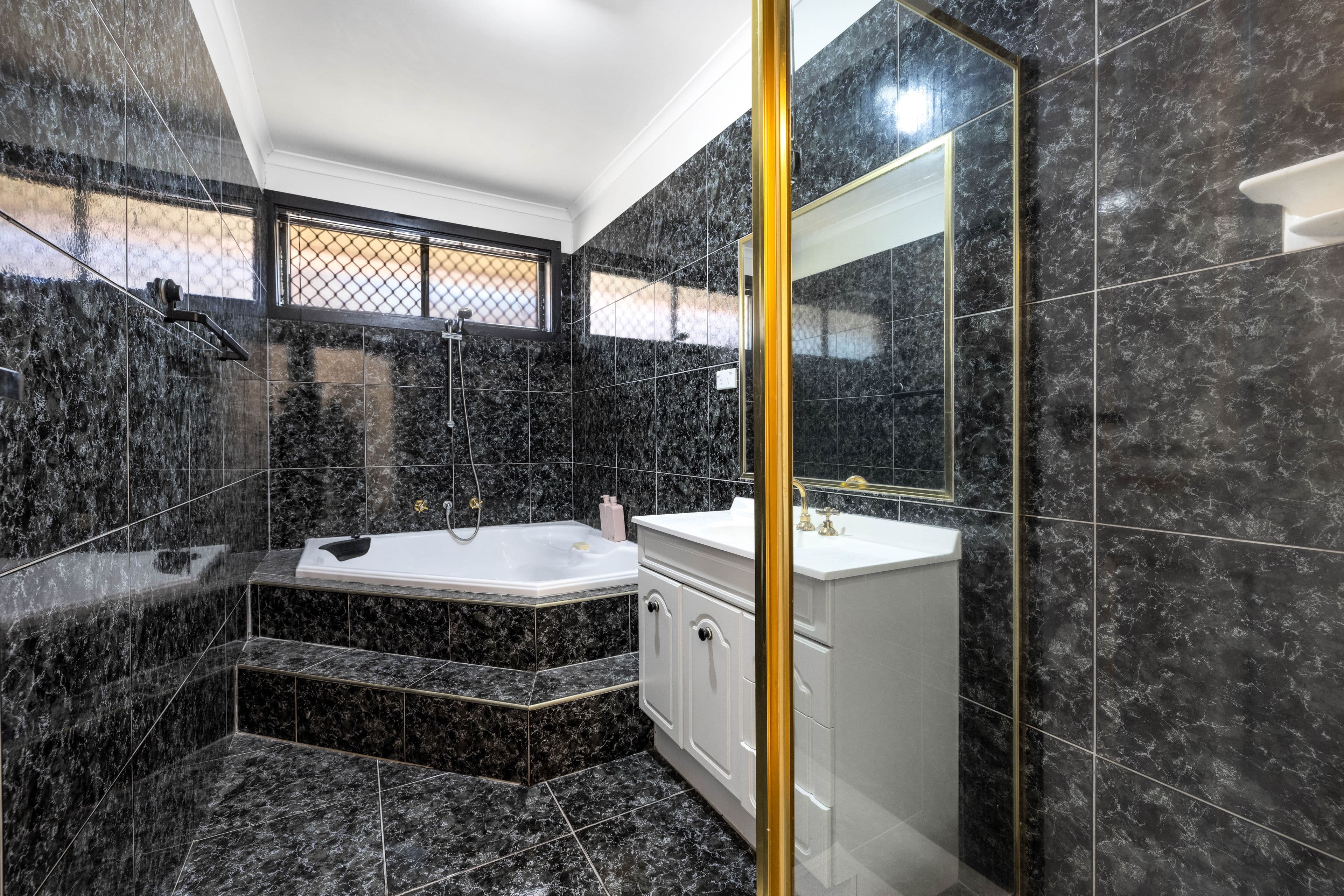 7 Woods Street, St Albans VIC 3021, St Albans - Thumbnail 7