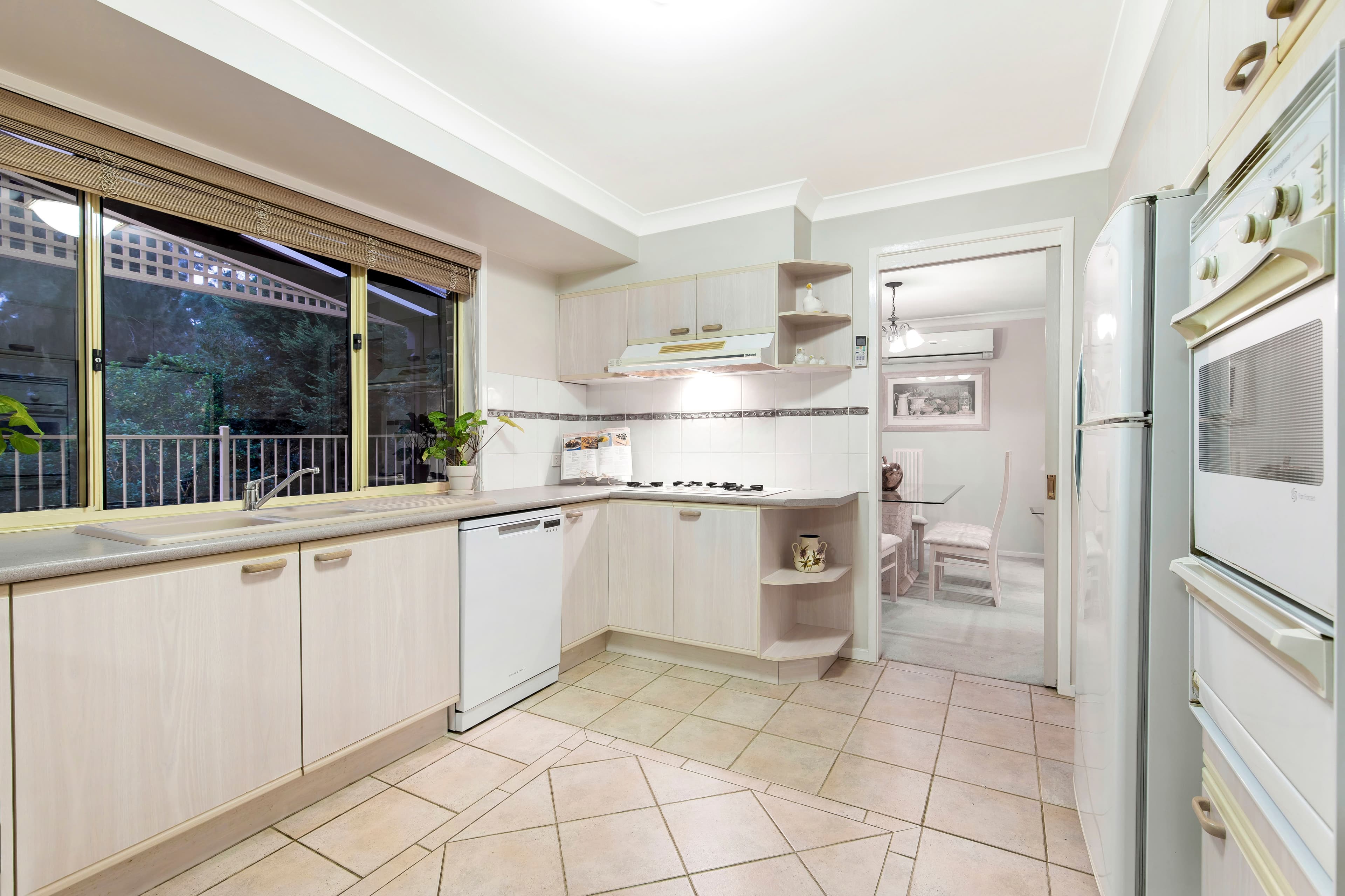 11 Marlborough Close, Terrigal - Thumbnail 7