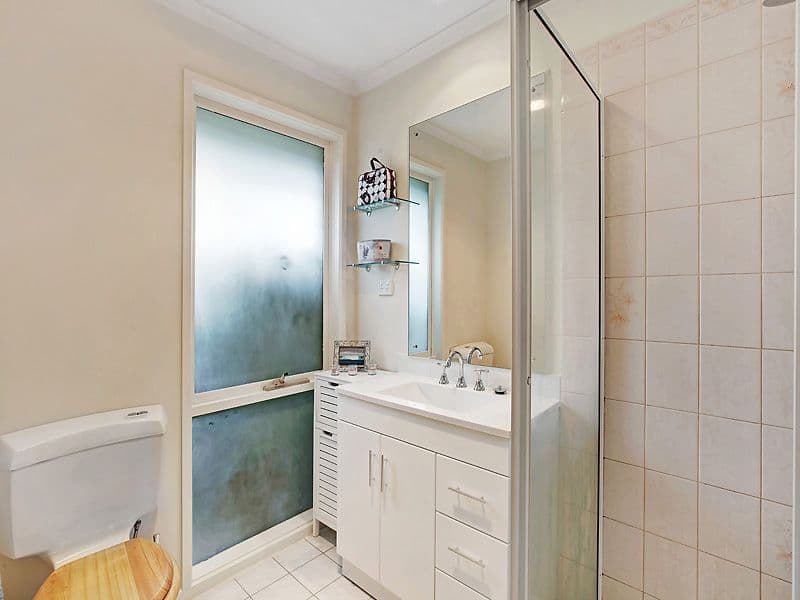 17 Whistler Walk, South Morang VIC 3752, South Morang - Thumbnail 7