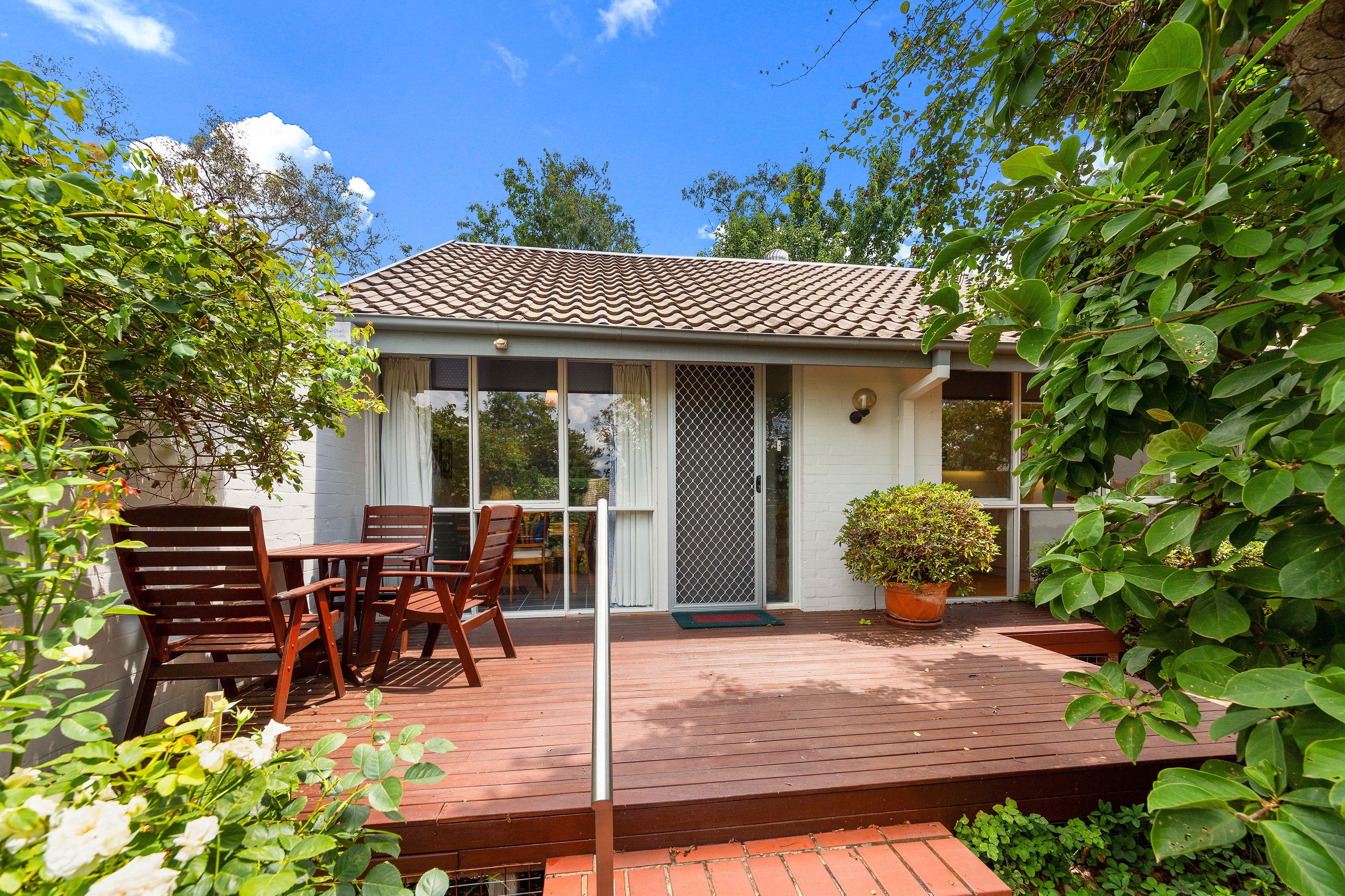 8 Cornish Place, Holder ACT 2611, Holder - Thumbnail 2