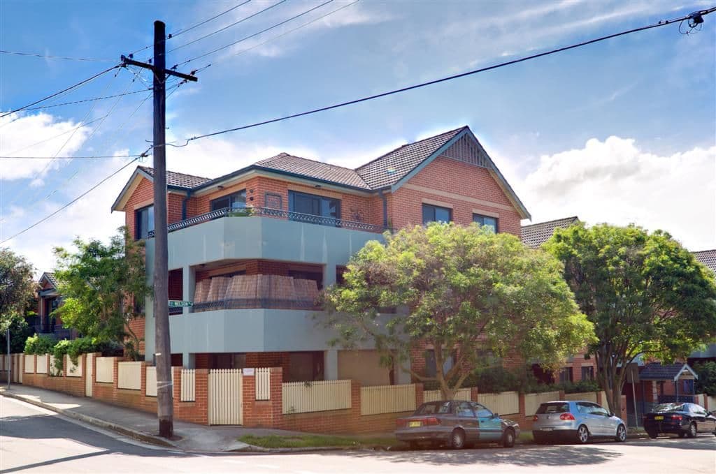 16 SADLIER Crescent, PETERSHAM NSW 2049, Petersham - Image 1