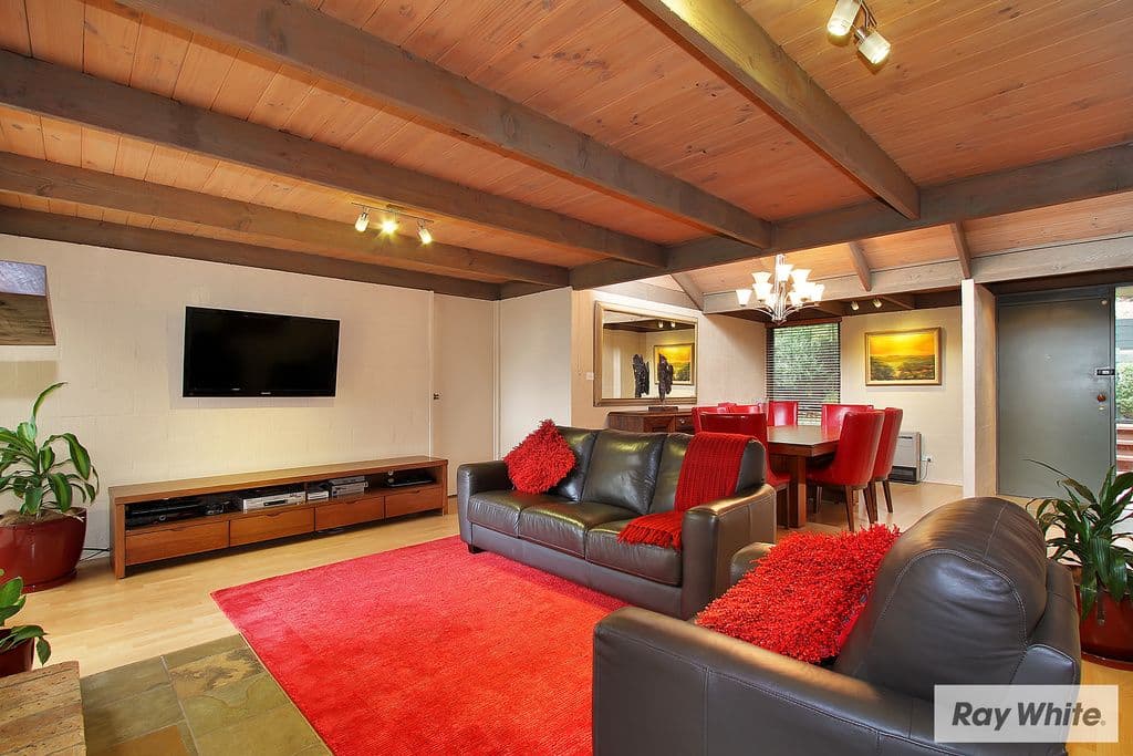 6 MOUNTAIN Drive, MOOROOLBARK VIC 3138, Mooroolbark - Thumbnail 4