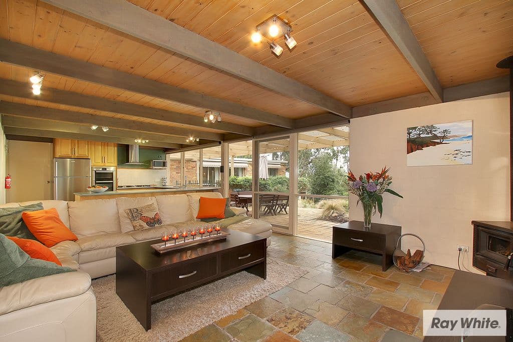 6 MOUNTAIN Drive, MOOROOLBARK VIC 3138, Mooroolbark - Thumbnail 8