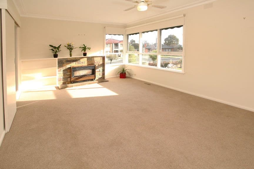 16 Hampstead Crescent, GLEN WAVERLEY VIC 3150, Glen Waverley - Thumbnail 4