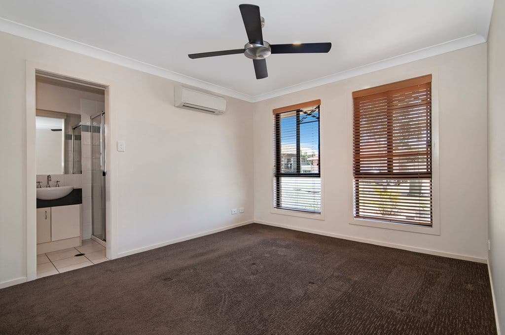 6 Kiamba Street, Upper Coomera QLD 4209, Upper Coomera - Thumbnail 8