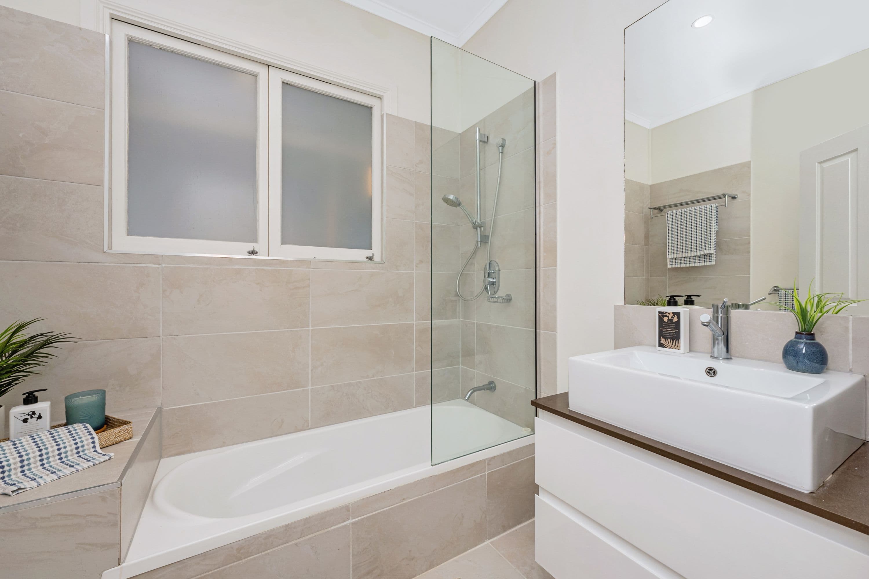 61 Hugh Street, West End QLD 4810, West End - Thumbnail 8