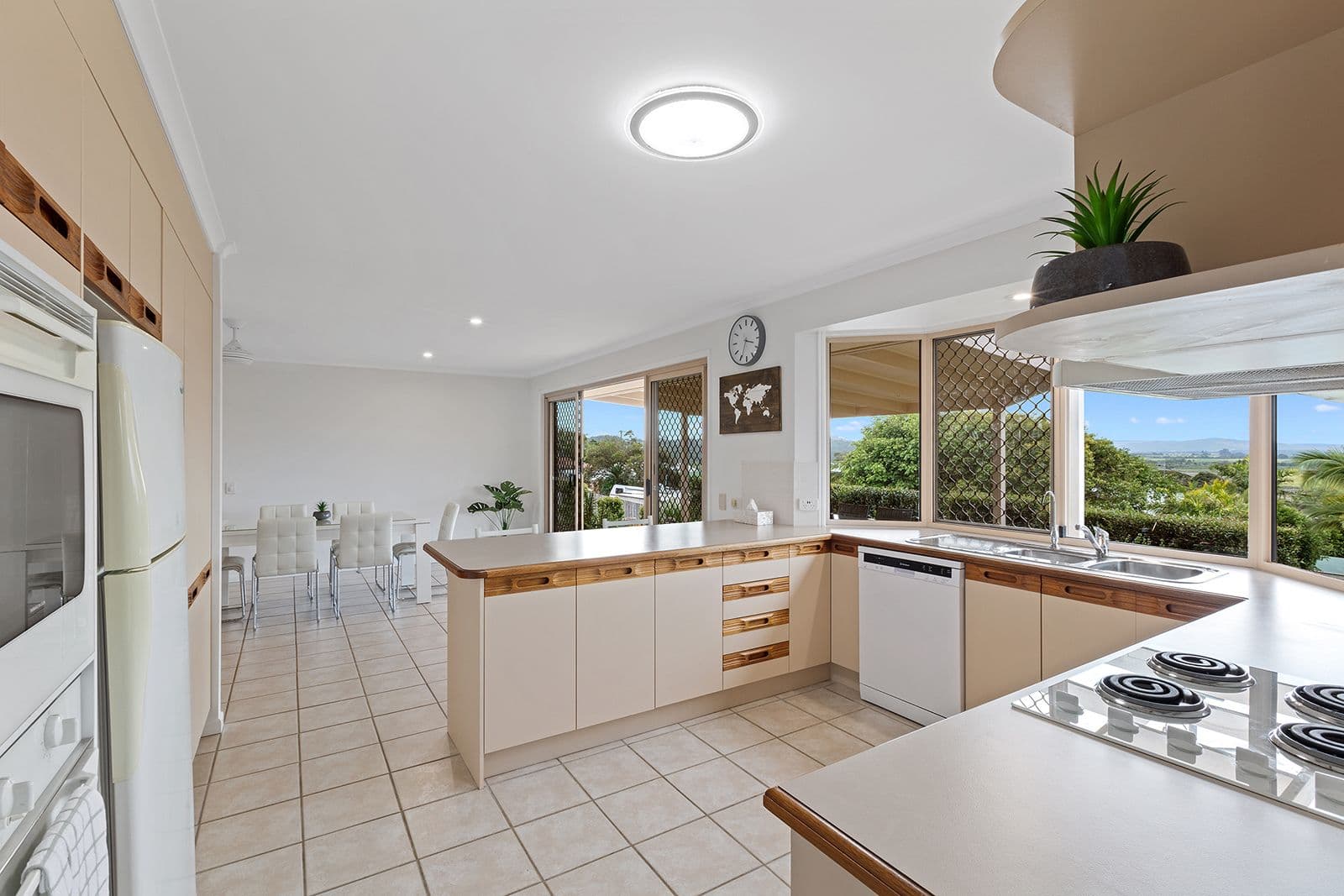 4 Jill Court, Bli Bli QLD 4560, Bli Bli - Thumbnail 4