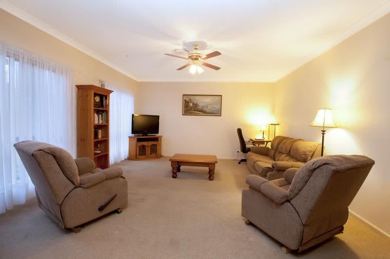42 Watling Avenue, WEST HOXTON NSW 2171, West Hoxton - Thumbnail 7