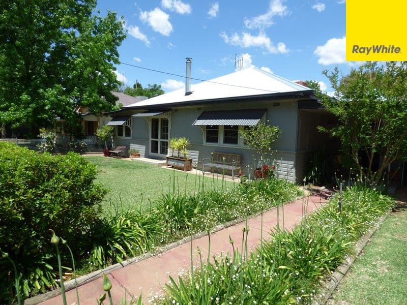 64 Farrand Street, Forbes - Image 1