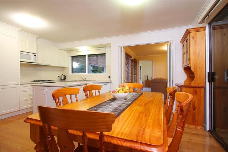 1 Dorothea Court, BUNDOORA VIC 3083, Bundoora - Thumbnail 3