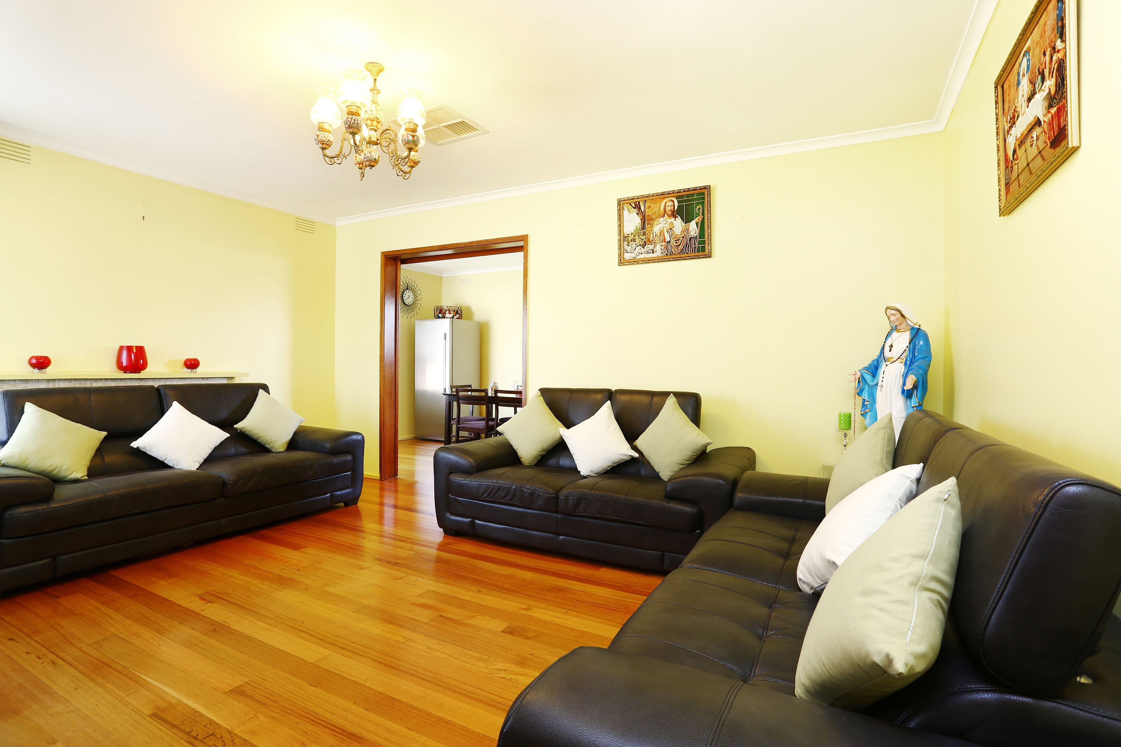 56 Huskisson Avenue, Lalor VIC 3075, Lalor - Thumbnail 2
