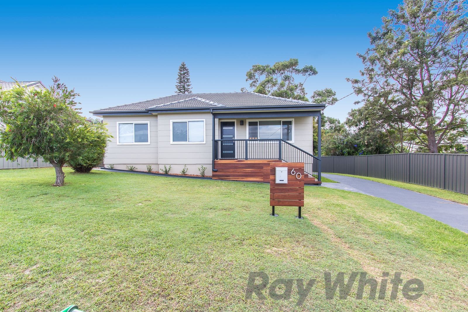 60 Lakeview Street, Speers Point - Image 1