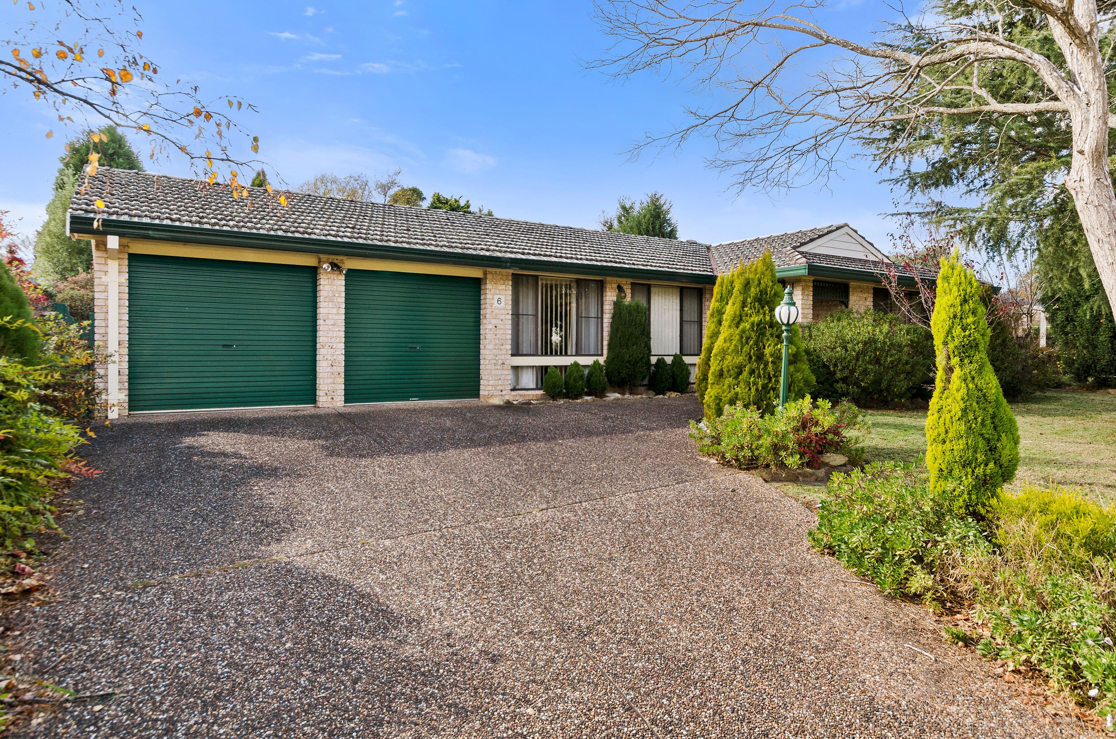 6 Sir Donald Bradman Drive, Bowral - Thumbnail 2