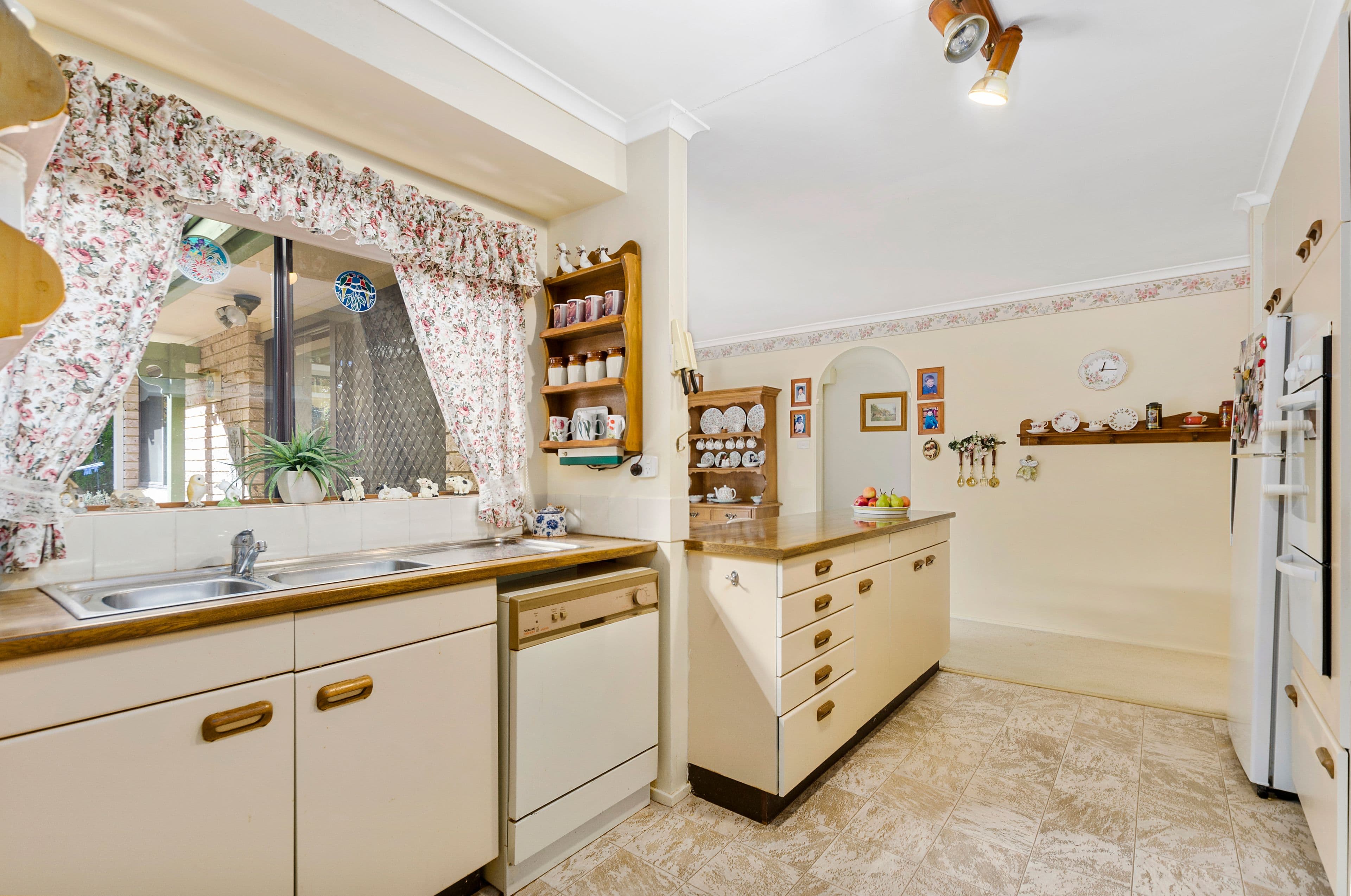 6 Sir Donald Bradman Drive, Bowral - Thumbnail 4