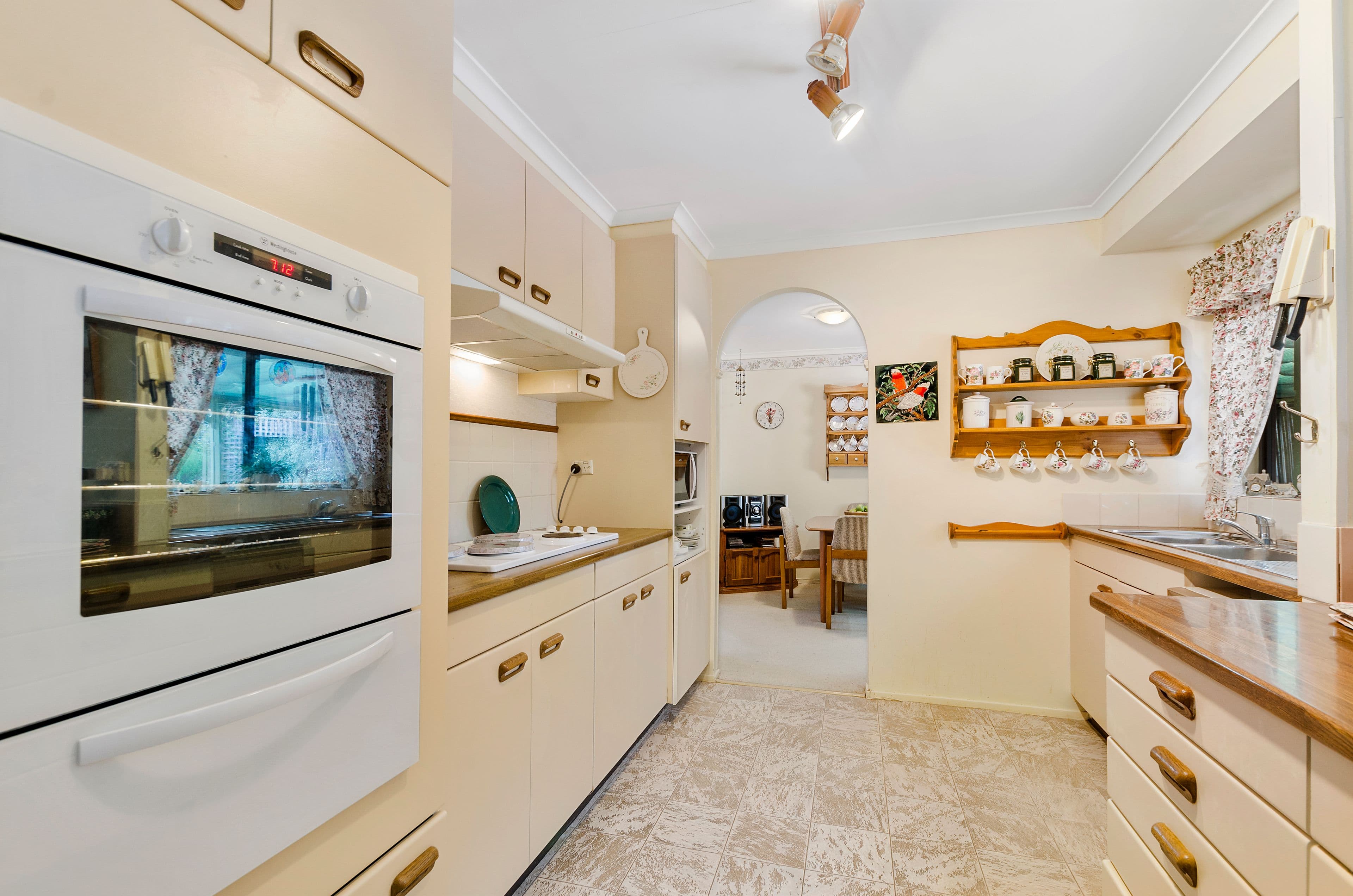 6 Sir Donald Bradman Drive, Bowral - Thumbnail 5