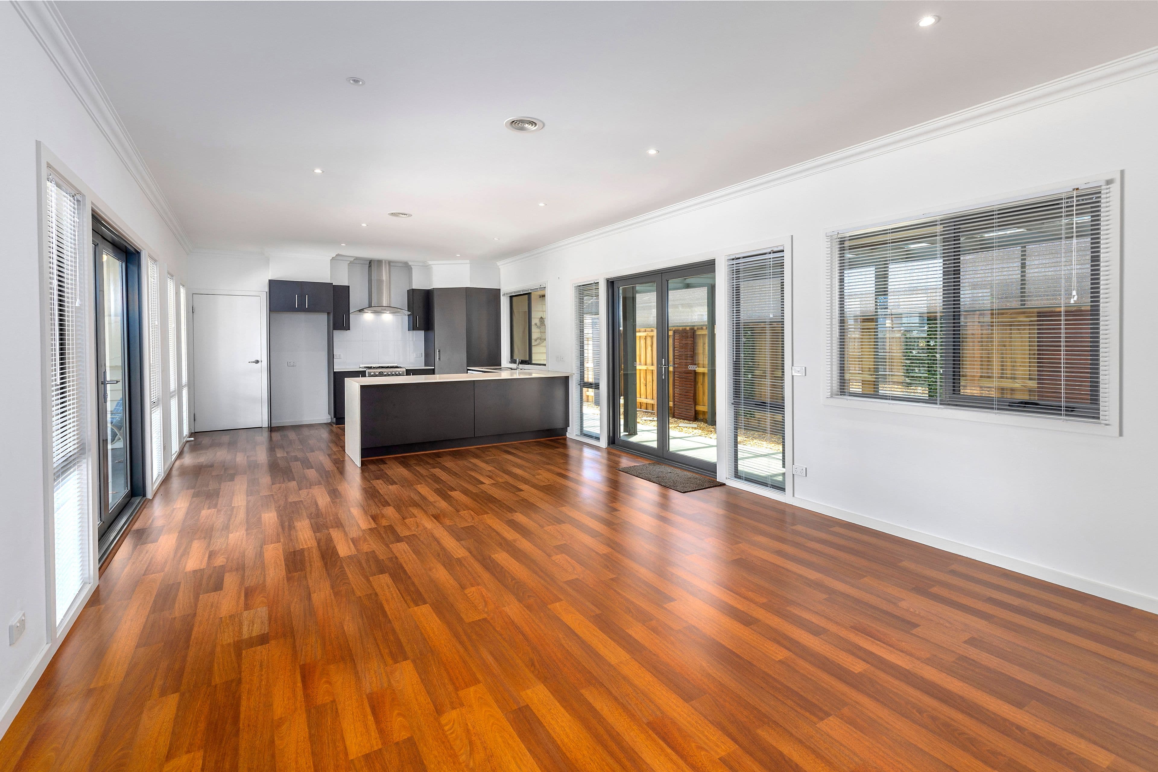 21 Lawson Crescent, Rosebud VIC 3939, Rosebud - Thumbnail 5
