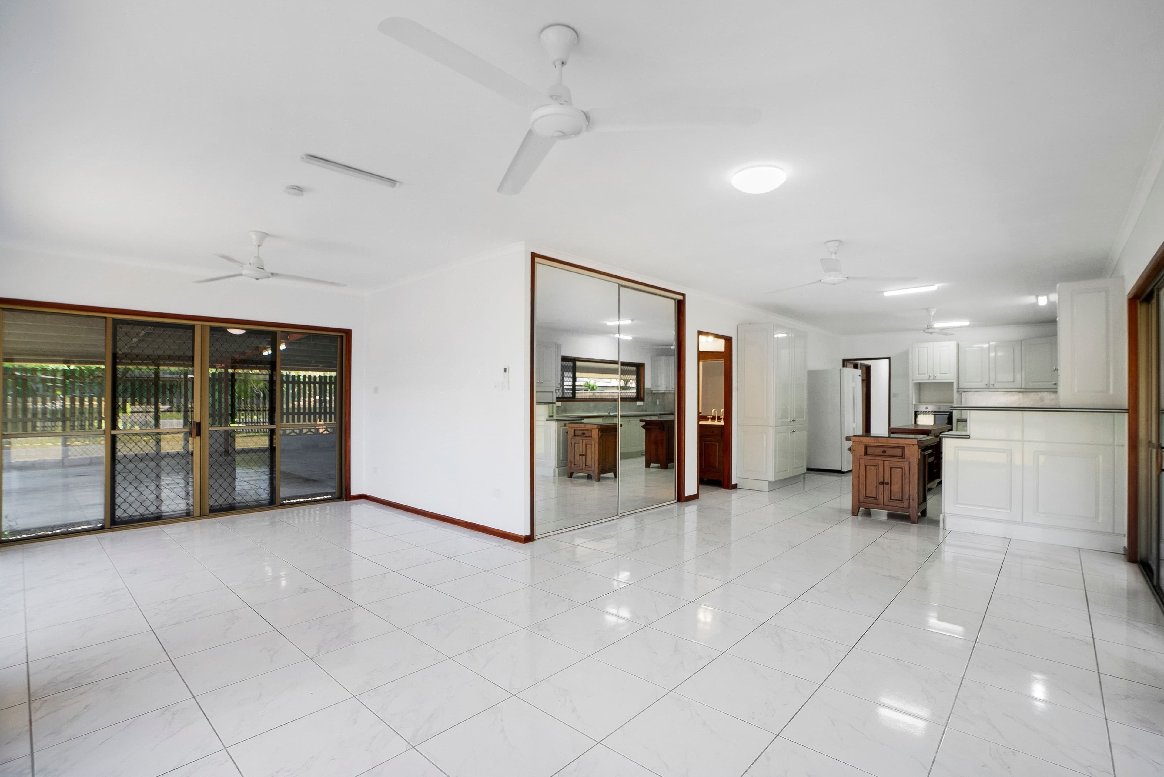 8 Keller Close, Whitfield QLD 4870, Whitfield - Thumbnail 2