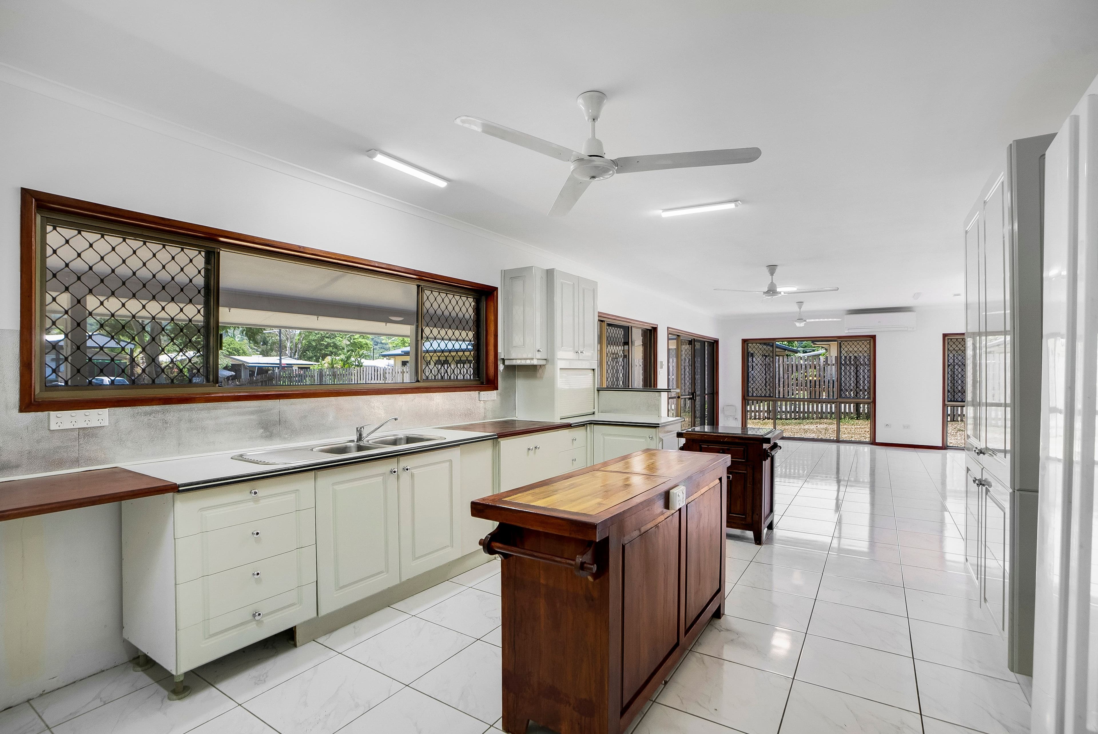 8 Keller Close, Whitfield QLD 4870, Whitfield - Thumbnail 4