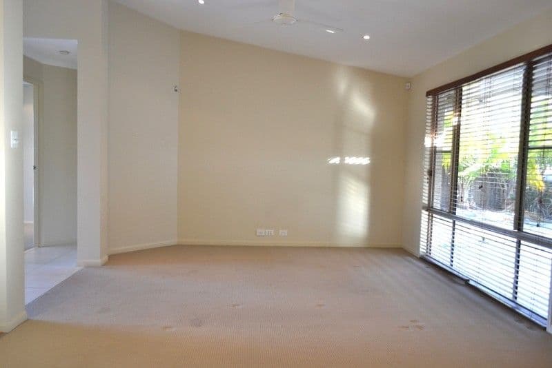 44 Codrington Circuit, PACIFIC PINES QLD 4211, Pacific Pines - Thumbnail 5