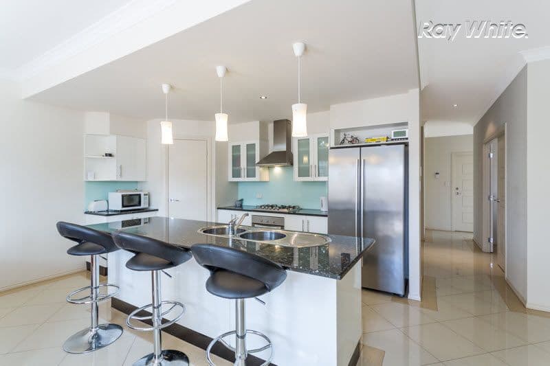 4 Mowbray Street, MAWSON LAKES SA 5095, Mawson Lakes - Thumbnail 2
