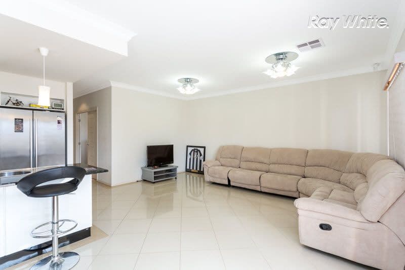4 Mowbray Street, MAWSON LAKES SA 5095, Mawson Lakes - Thumbnail 5