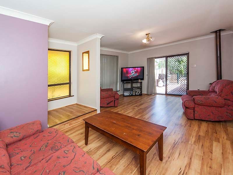 22A Chevaliar Way, THORNLIE WA 6108, Thornlie - Thumbnail 5