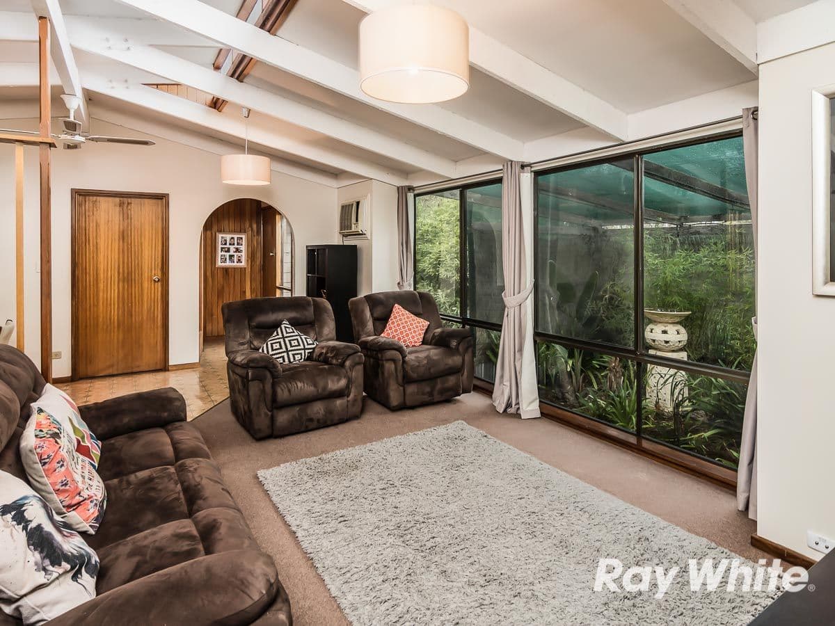 13 Collett Road, Strathalbyn SA 5255, Strathalbyn - Thumbnail 2