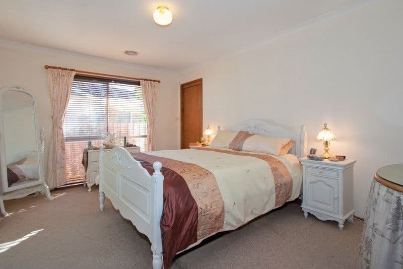 6 Narong Crescent, KNOXFIELD VIC 3180, Knoxfield - Thumbnail 2